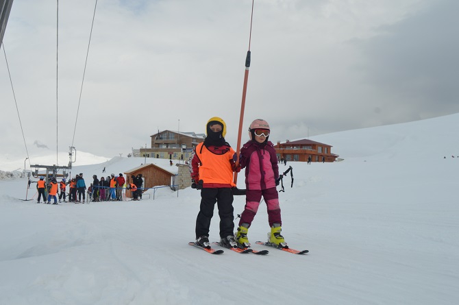 İran ve Irak'tan Hakkari'ye kayak yapmaya geliyorlar 7