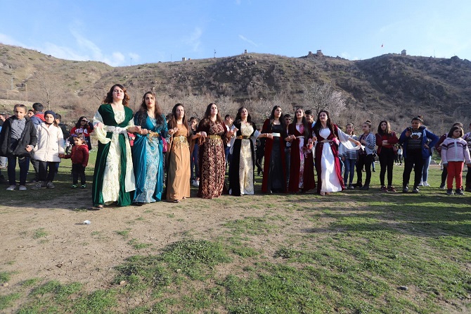 Çukurca'da baharın gelişi etkinliği düzenlendi 5