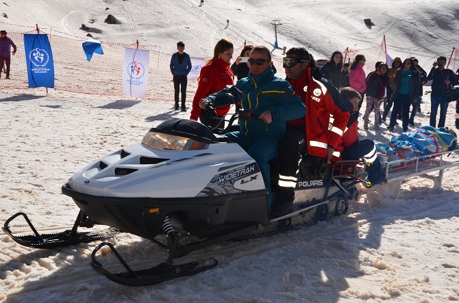 Hakkari'de '2'nci Kar Festivali' 22
