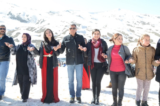 Hakkari'de '2'nci Kar Festivali' 24