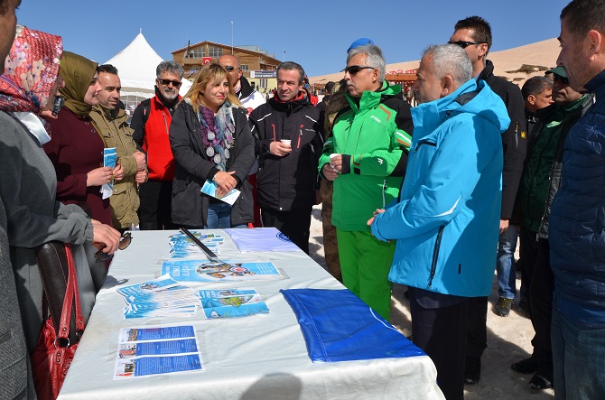 Hakkari'de '2'nci Kar Festivali' 27