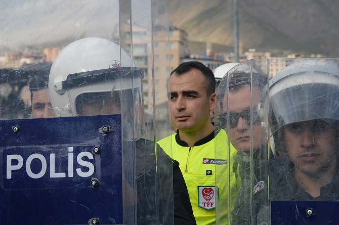 Hakkari'de olaylar çıktı 10