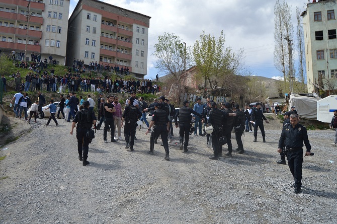 Hakkari'de olaylar çıktı 13