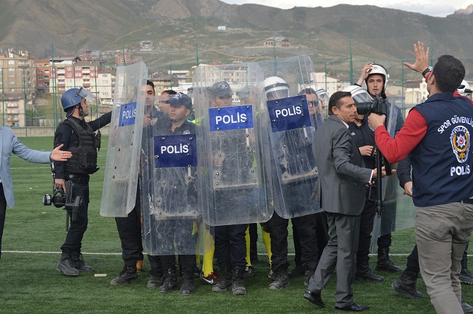 Hakkari'de olaylar çıktı 15
