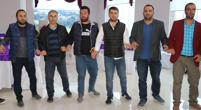 Özkan ailesinin mutlu günü 10