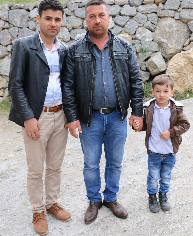 Özkan ailesinin mutlu günü 19