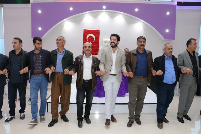 Özkan ailesinin mutlu günü 28