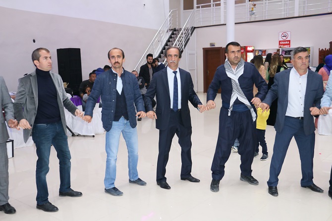 Özkan ailesinin mutlu günü 34