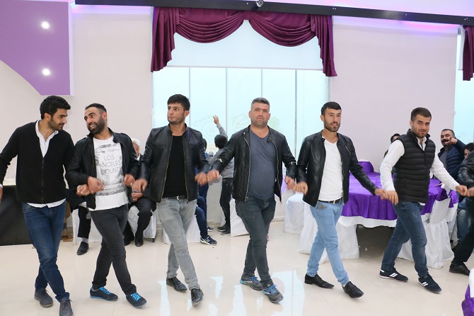 Özkan ailesinin mutlu günü 47