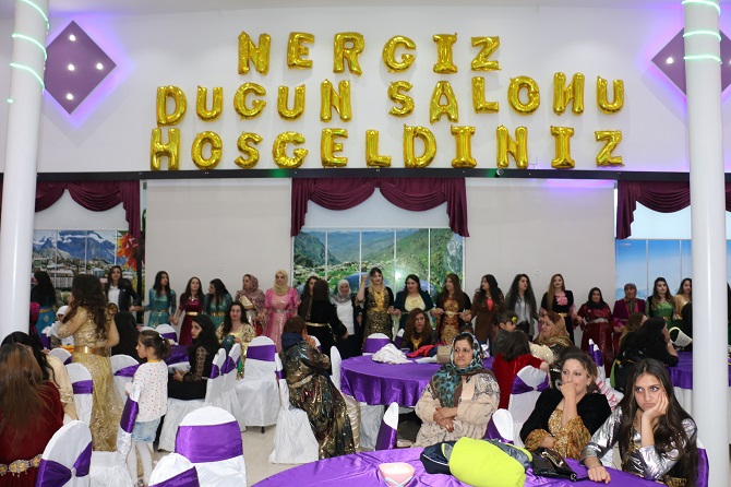 Özkan ailesinin mutlu günü 57