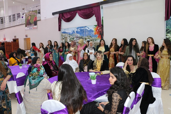 Özkan ailesinin mutlu günü 58