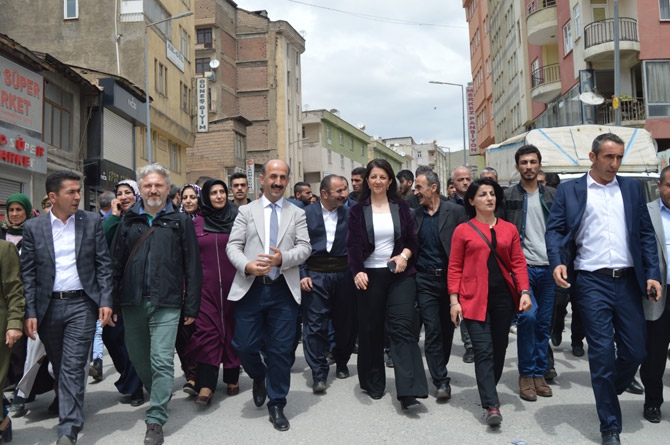 HDP Eş Genel Başkanı Buldan Hakkari’de 13