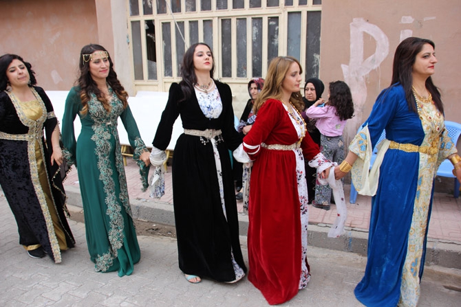 28-29 Nisan Hakkari düğünleri 24