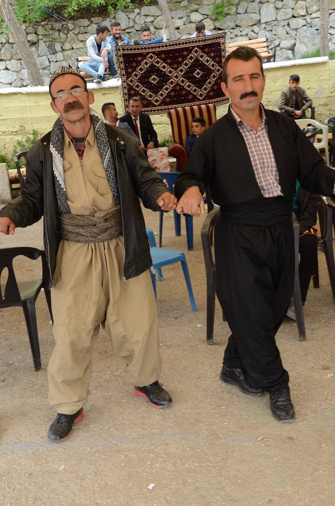 Akbaş Ailesinin mutlu günü 30