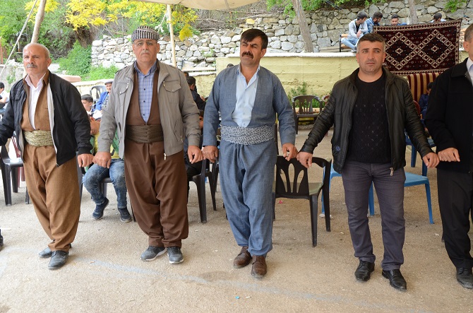 Akbaş Ailesinin mutlu günü 32