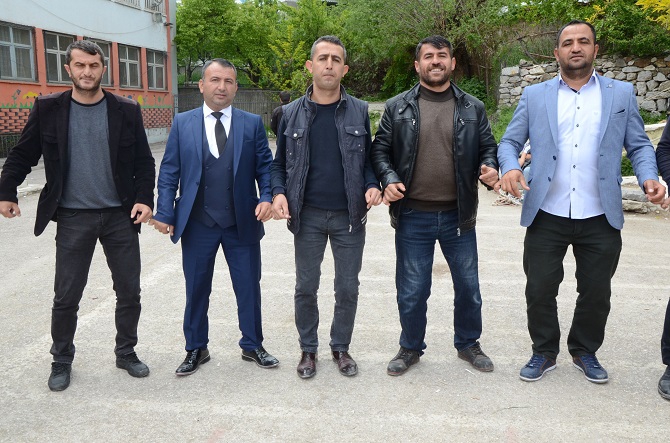 Akbaş Ailesinin mutlu günü 36