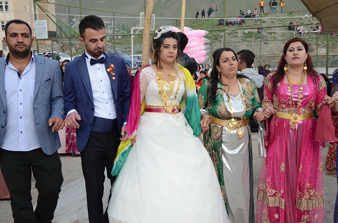 Akbaş Ailesinin mutlu günü 70