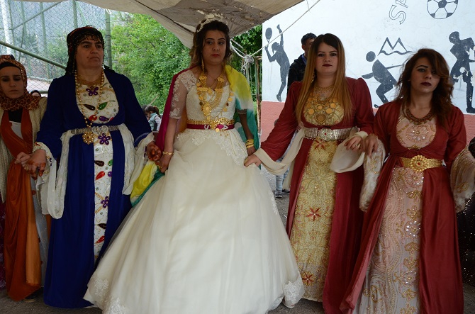 Akbaş Ailesinin mutlu günü 74