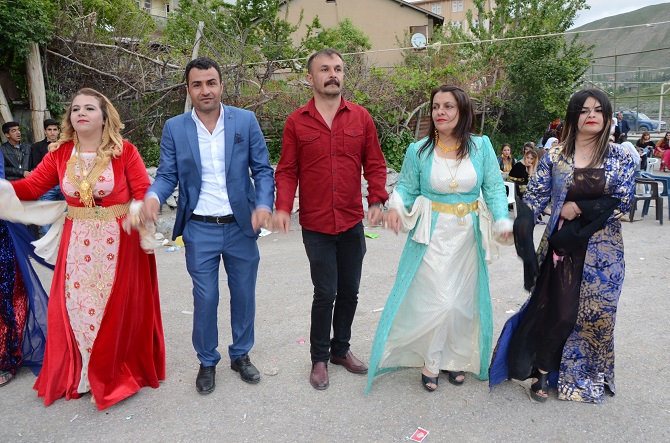 Akbaş Ailesinin mutlu günü 78