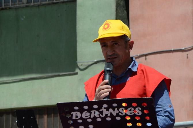 Hakkari’de halaylı 1 Mayıs kutlaması 6