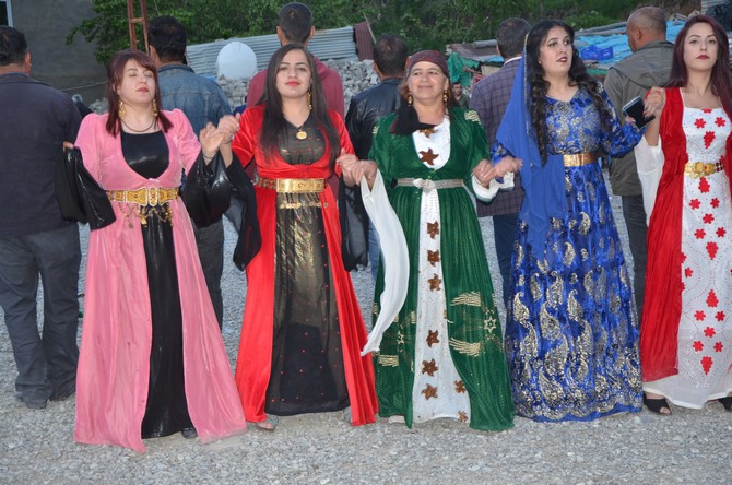 Özkan Ailesi'nin Mutlu Günü 77