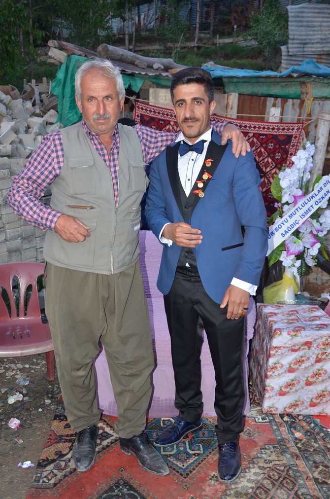 Özkan Ailesi'nin Mutlu Günü 81