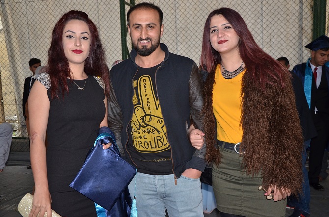 Hakkari Üniversitesi'nde Mezuniyet Sevinci 19