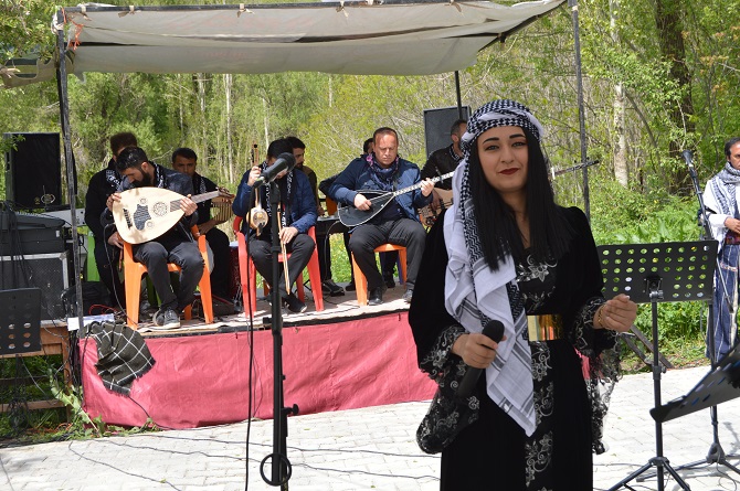 Hakkari'de 2'nci Uçkun Festivali Düzenlendi 10