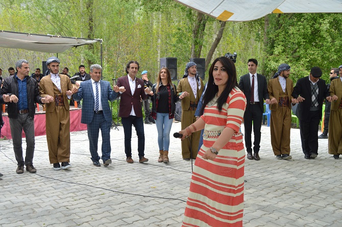 Hakkari'de 2'nci Uçkun Festivali Düzenlendi 24