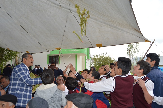 Hakkari'de 2'nci Uçkun Festivali Düzenlendi 4