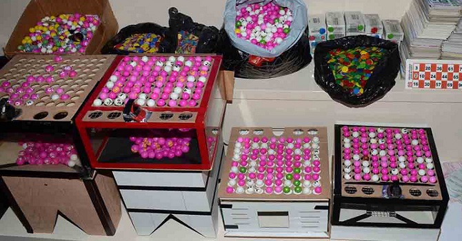 Yüksekova'da tombala baskını