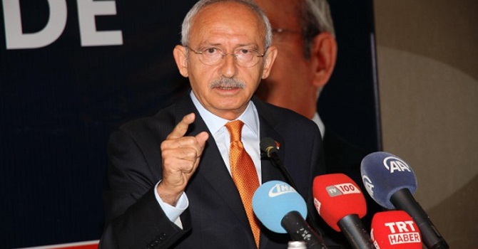 Kılıçdaroğlu: O fotoğraf 'istediğiniz mezara saldırabilirsiniz' demektir