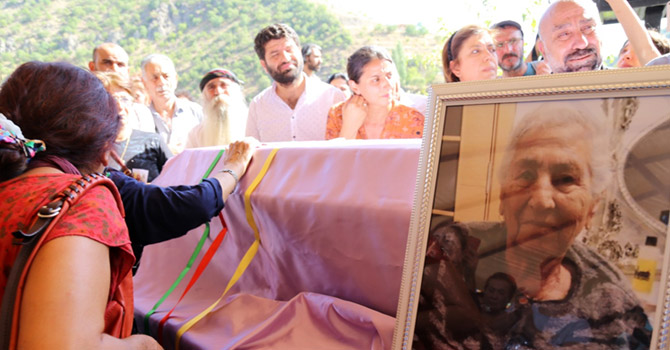 10 Ekim’den Hatun Tuğluk’a