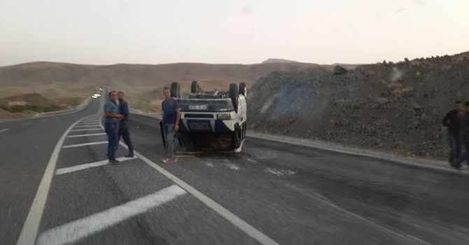 Hakkari-Van karayolunda trafik kazası: 4 yaralı