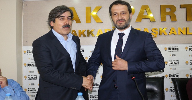 Hakkari AK Parti'de görev değişimi
