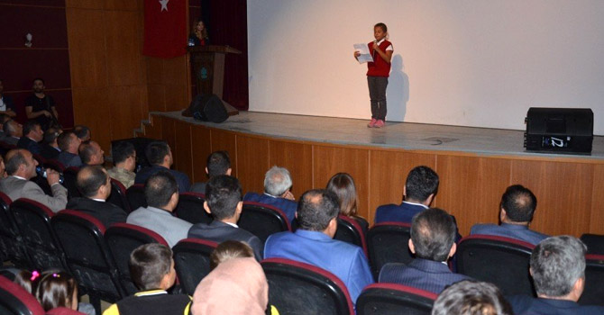 Yüksekova’da İlköğretim Haftası