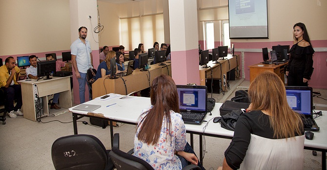 Hakkari'de Akademik Personele Endnote Programı Eğitimi