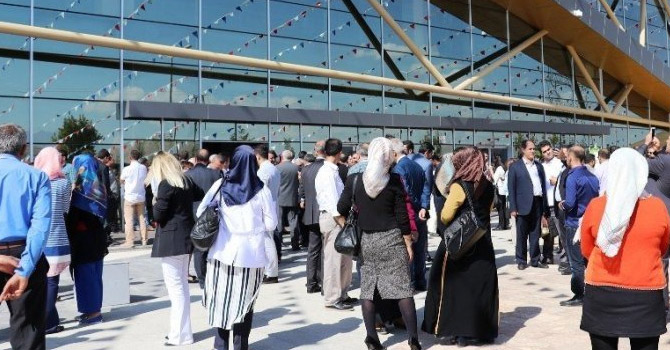 8. Van Turizm ve Seyahat Fuarı start aldı