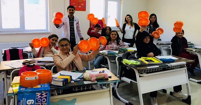 Hakkari’de Dünya hayvanları koruma günü etkinliği yapıldı