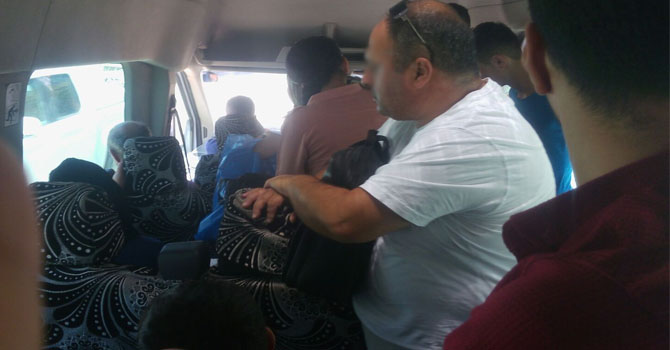 Hakkari'de toplu taşımaya zam! Halk isyan etti: Hizmet yok, zam var..!