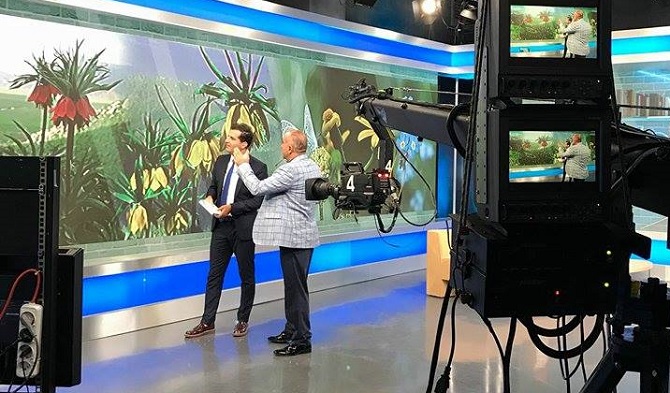 Tansu, TRT’de Hakkariyi Tanıttı