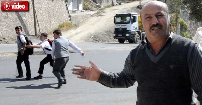 Hakkari’de Canlarını Tehlikeye Atan Öğrenciler ve Veliler Üst Geçit İstiyor