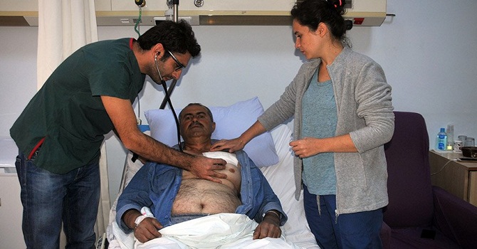 Yüksekova'da ilk kez bir hastaya kalıcı kalp pili takıldı