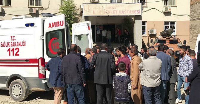 Şemdinli'de Görevden Dönen Korucular Kaza Yaptı: 3 Yaralı