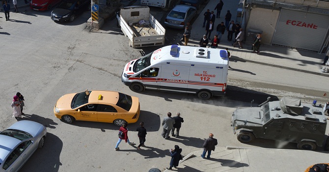 Hakkari'de patlama: 1 Şehit