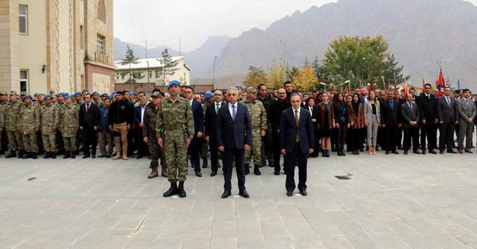 Hakkari'de Cumhuriyetin 94. yıl dönümü kutlamaları