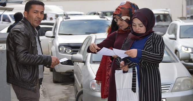 HDP Hakkari il örgütü kongre için bildiri dağıttı