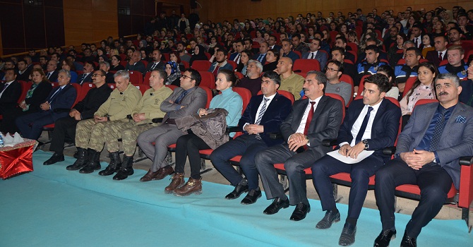 Hakkari’de “Rüzgarın Yönünü Sen Belirle” semineri düzenlendi