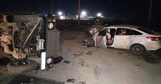 Zırhlı araç ile otomobil çarpıştı: 3'ü Asker, 5 Yaralı