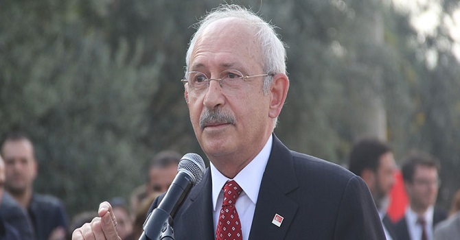 'Birileri Gazi Mustafa Kemal'den örnek verip...'